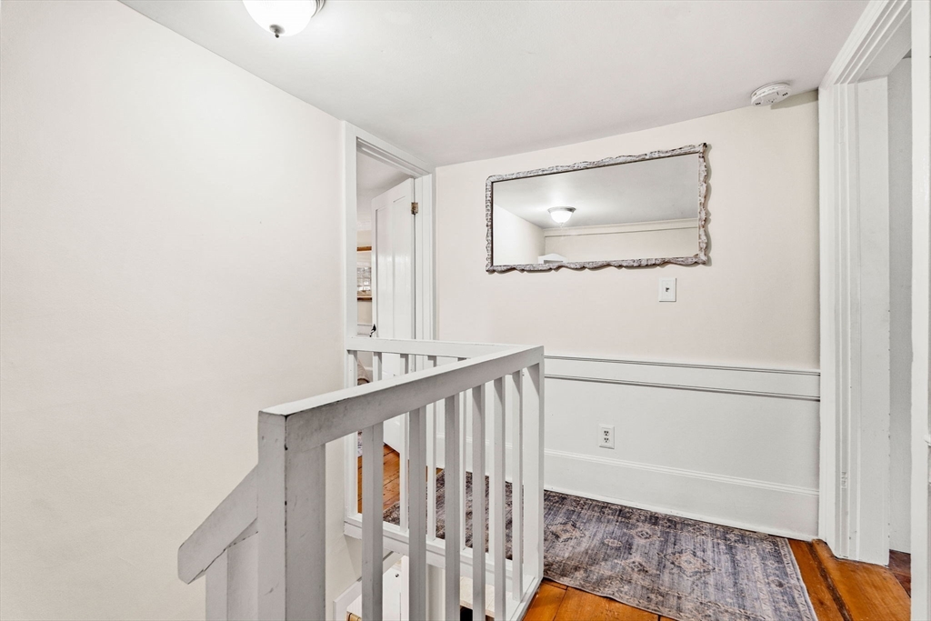 16 Warren St # 16