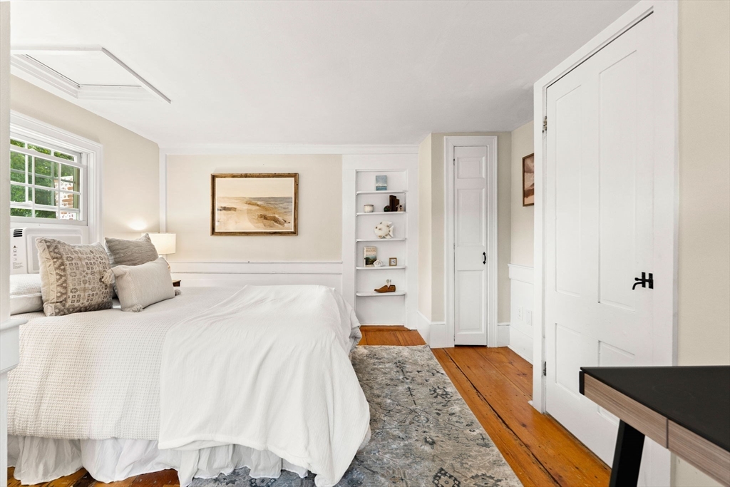 16 Warren St # 16
