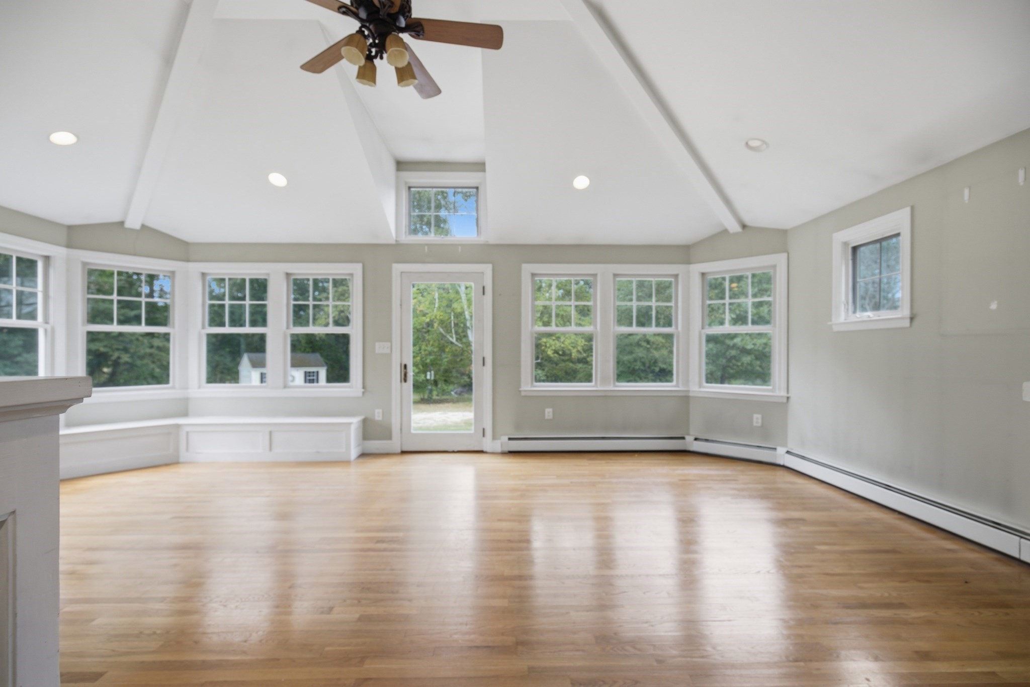 9 Felton Ln