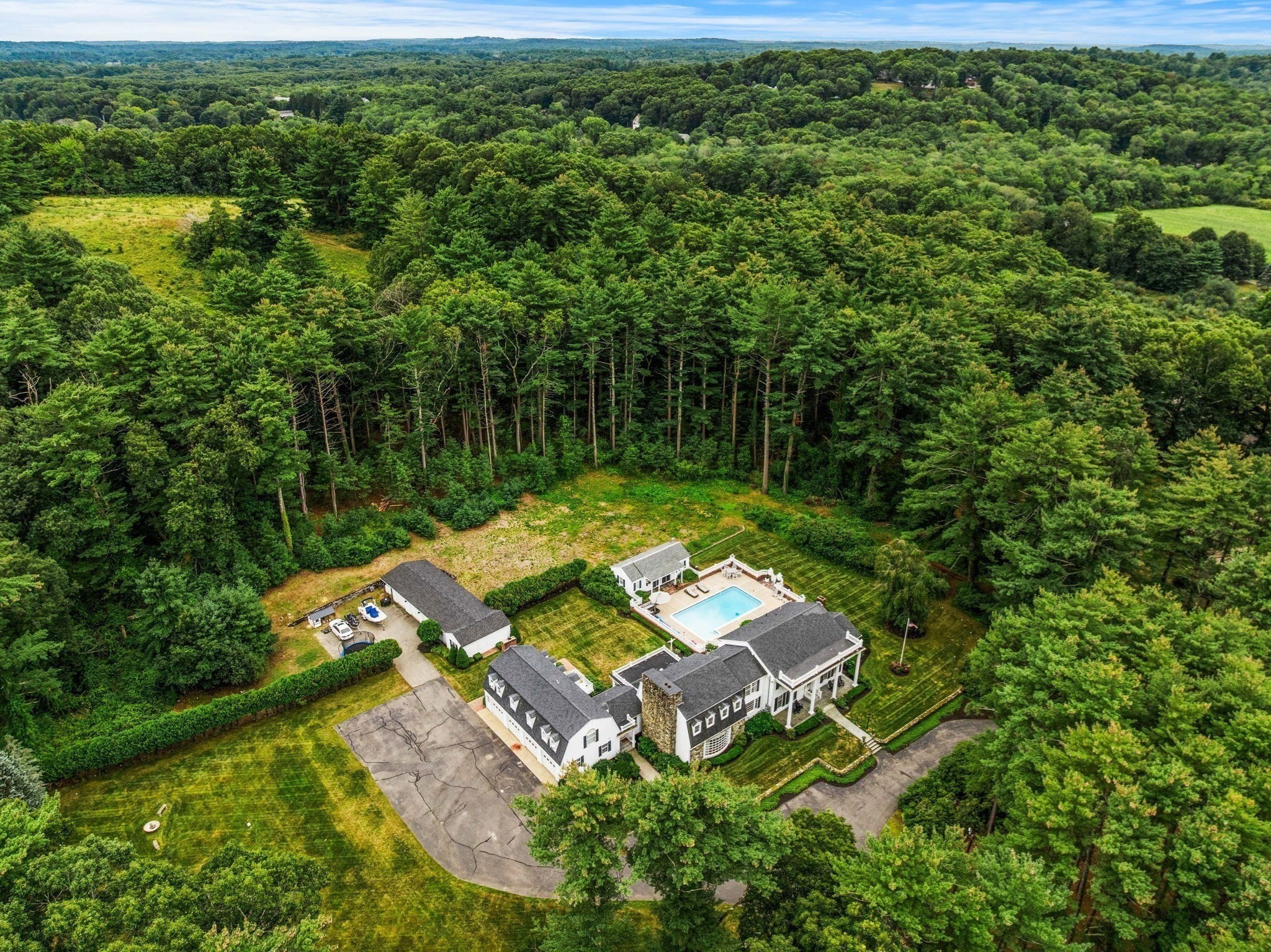 28 Pineswamp Rd