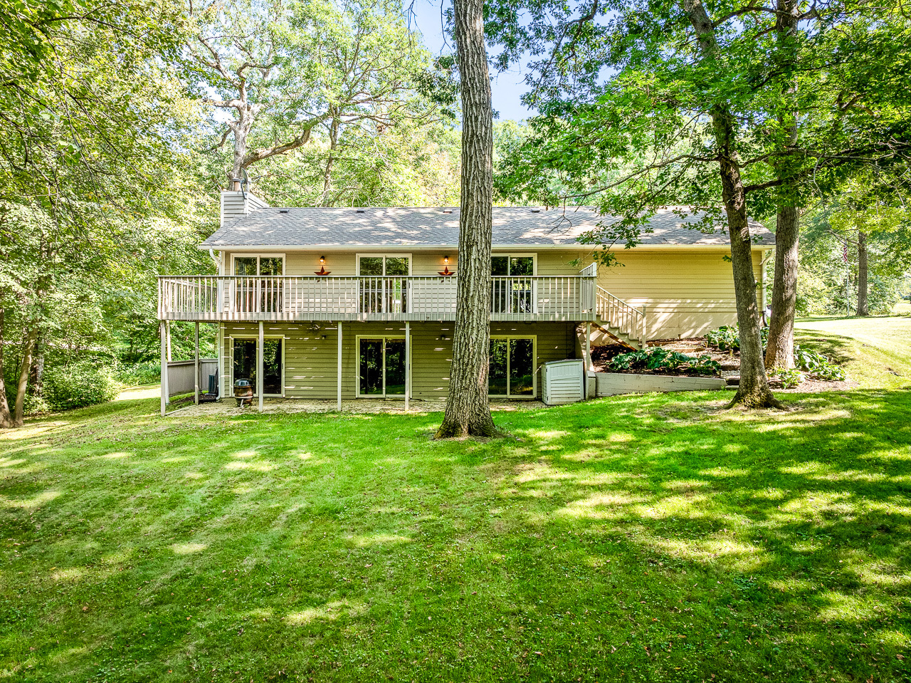 401 Eyre Lane