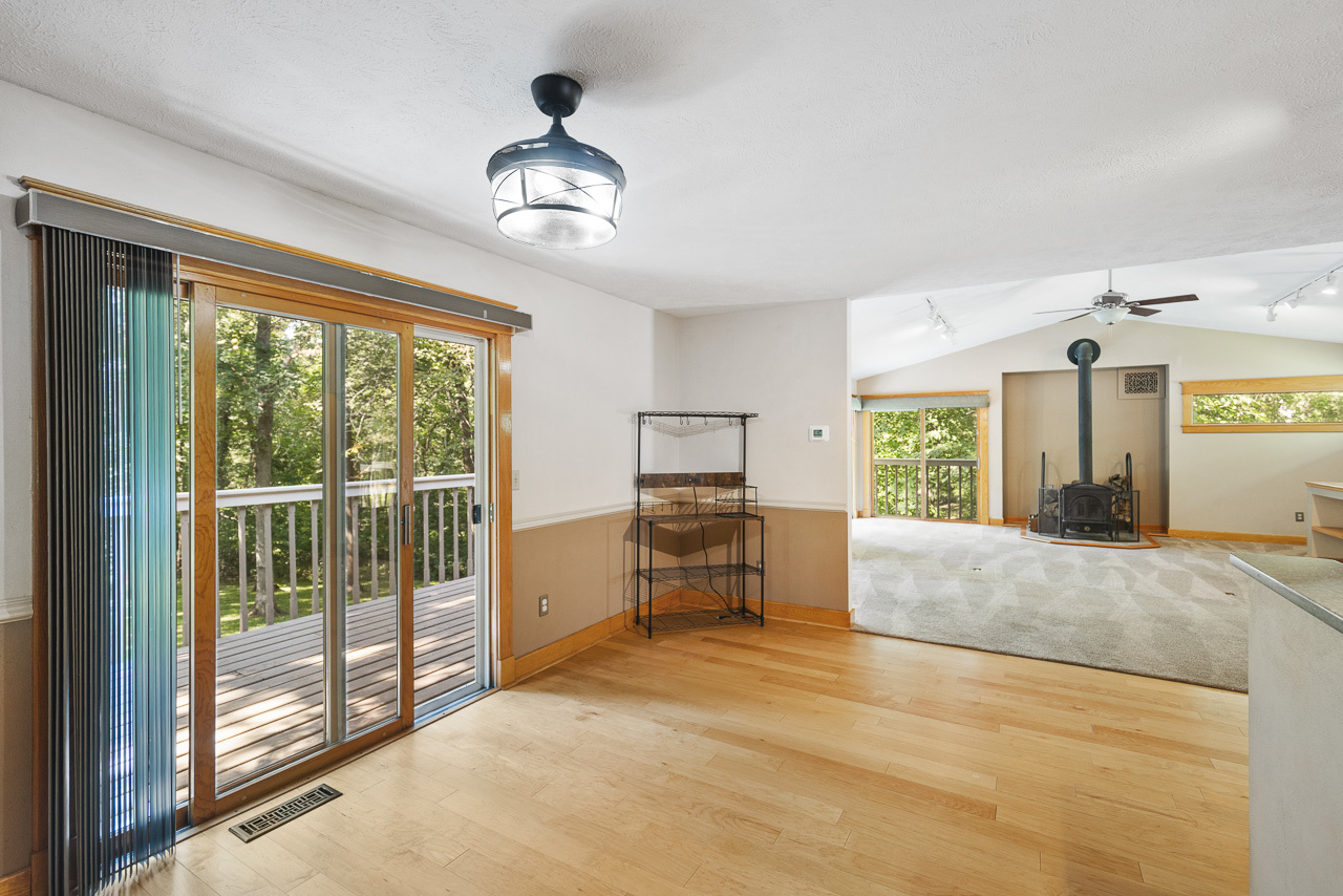 401 Eyre Lane