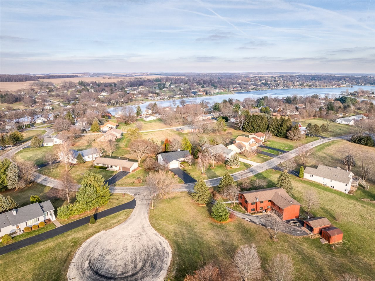 137 Lake Summerset Road