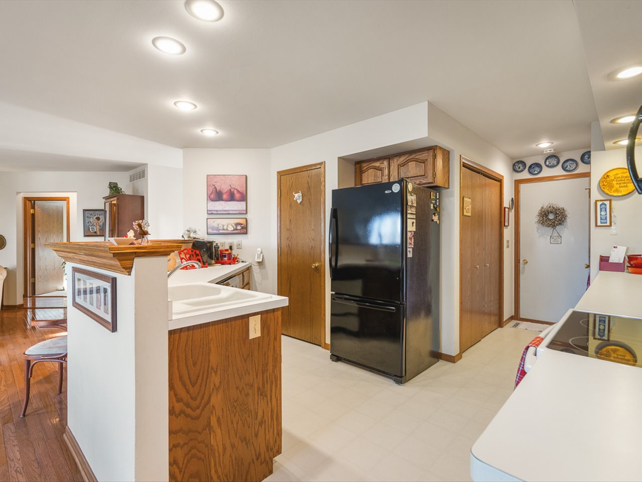 137 Lake Summerset Road
