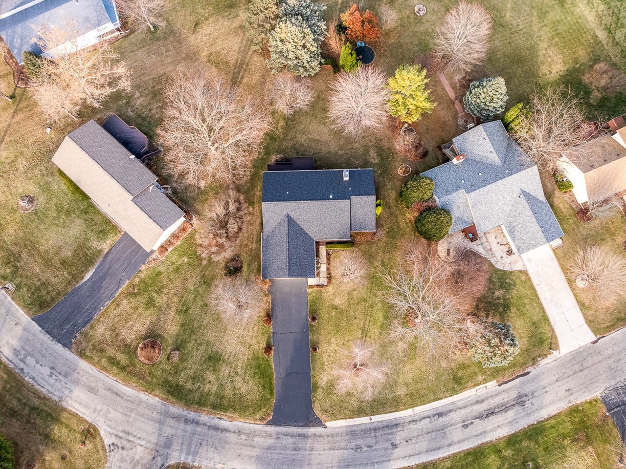 137 Lake Summerset Road