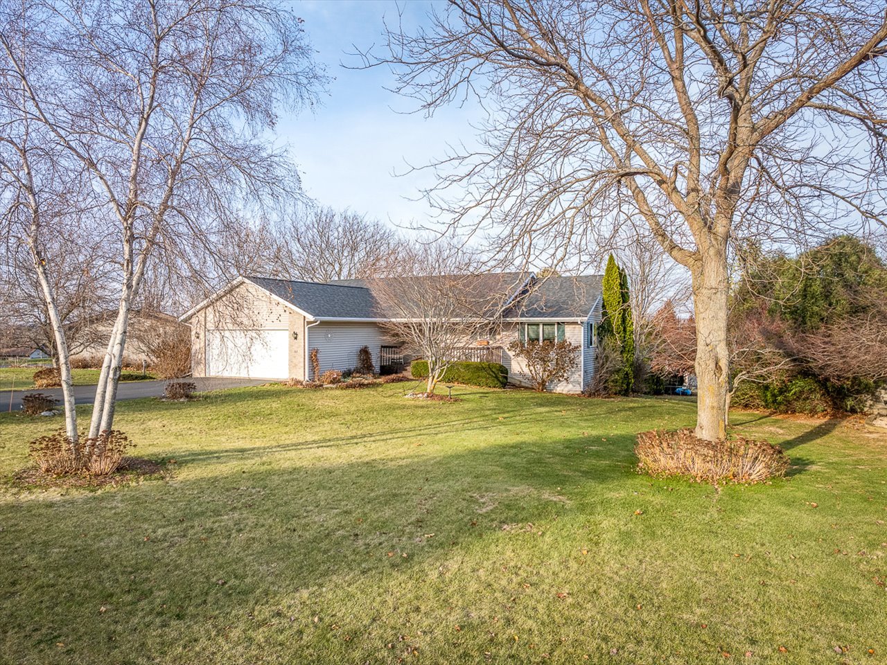 137 Lake Summerset Road