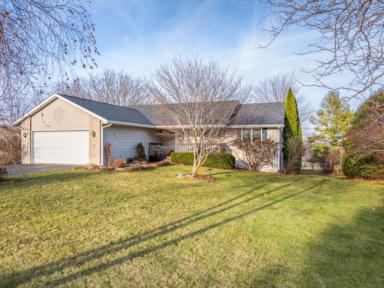 137 Lake Summerset Road