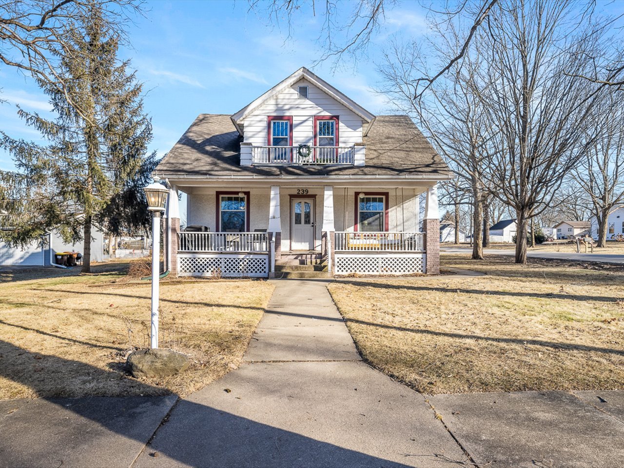 239 S Walnut Street