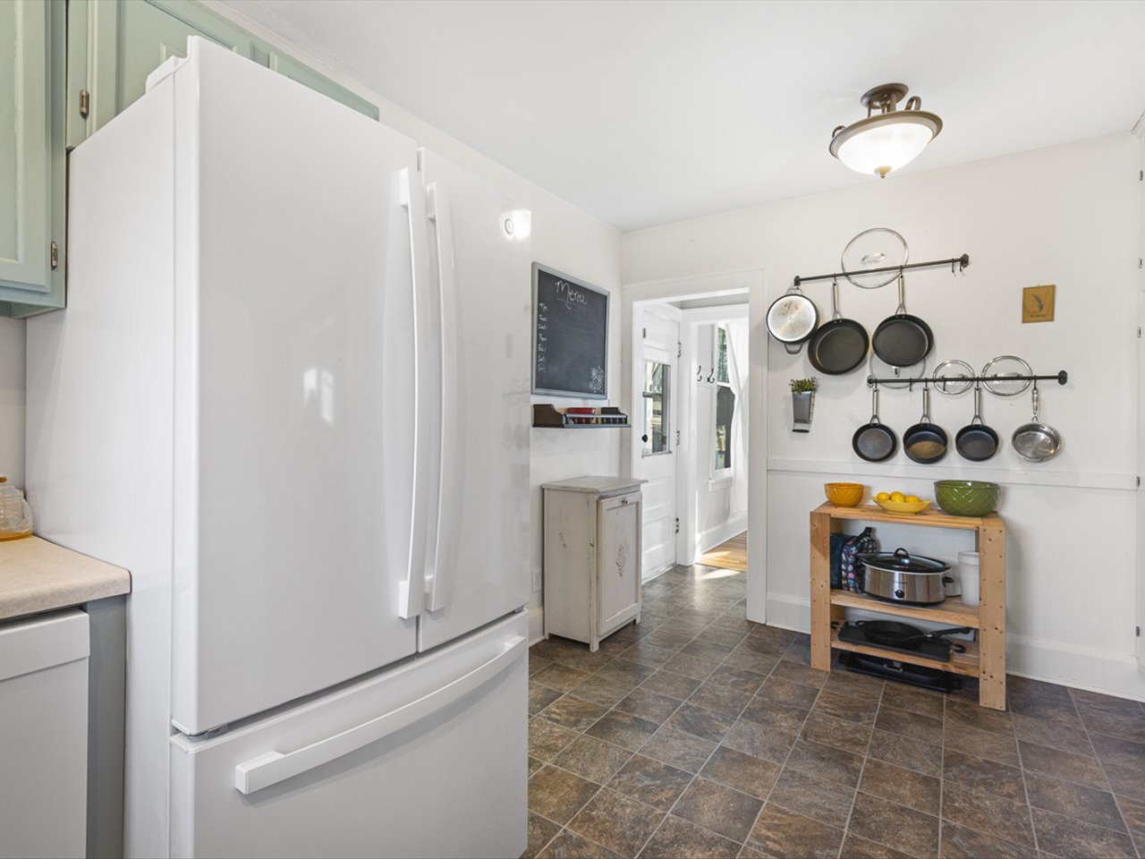 239 S Walnut Street