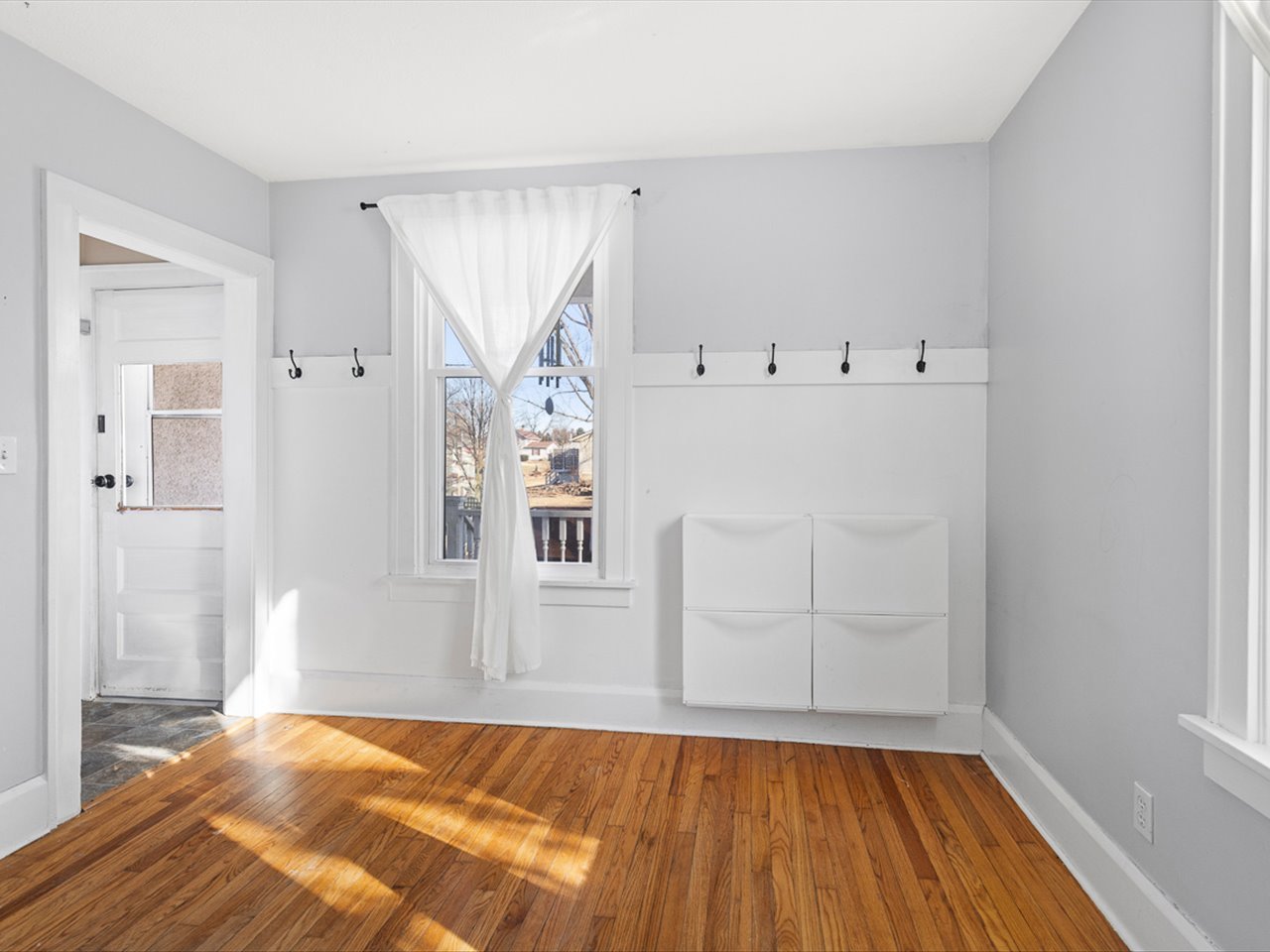 239 S Walnut Street