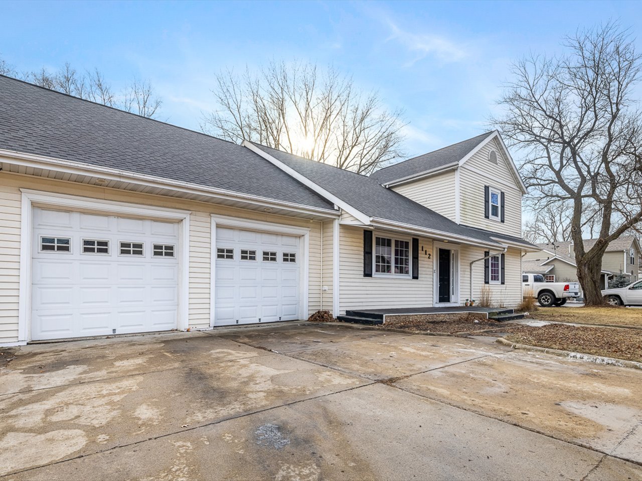 112 E Merchant Street
