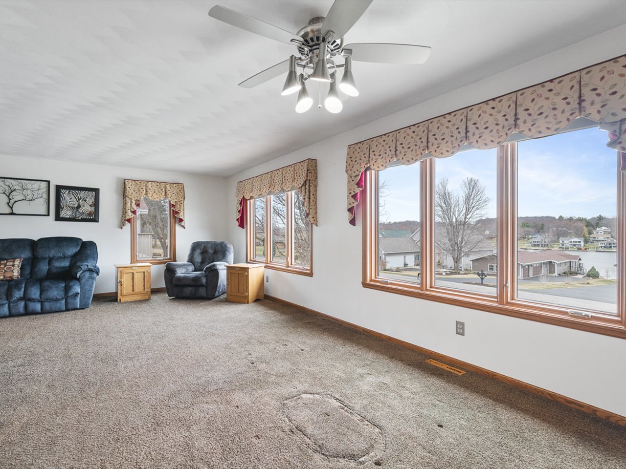 72 Delburne Drive