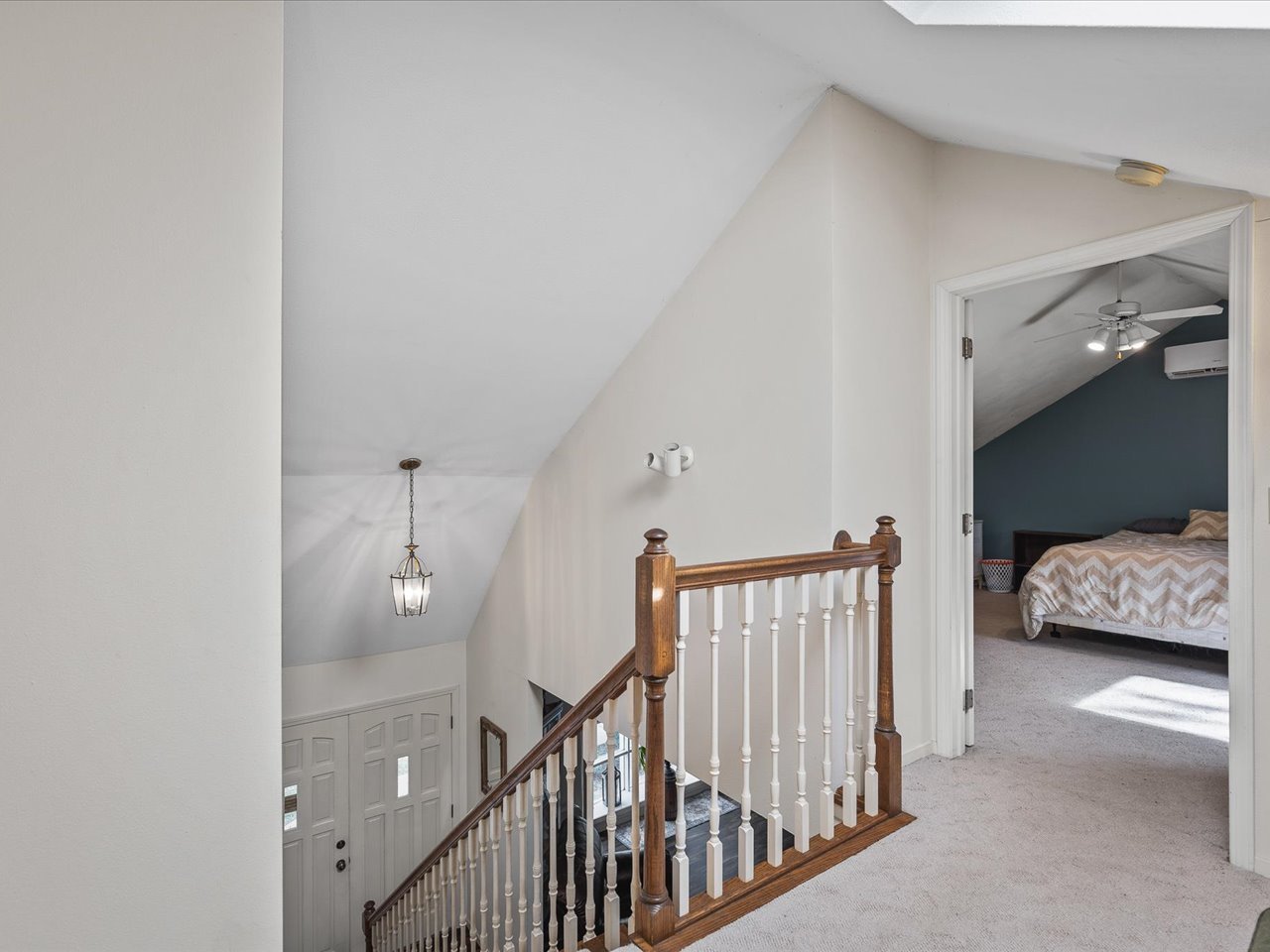 484 Williamsburg Way