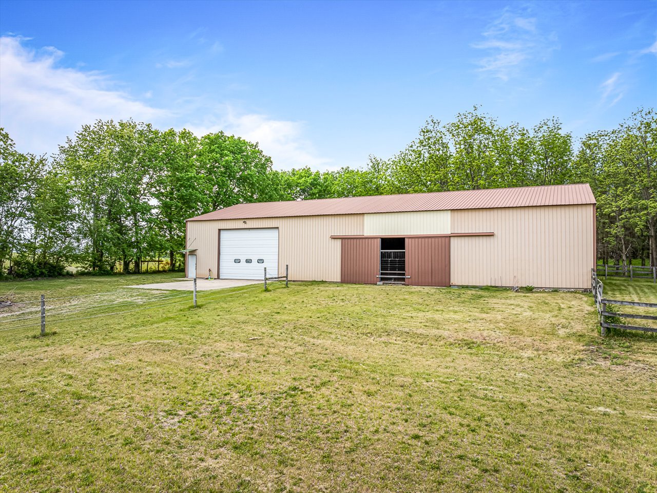 9104 E Weber Road