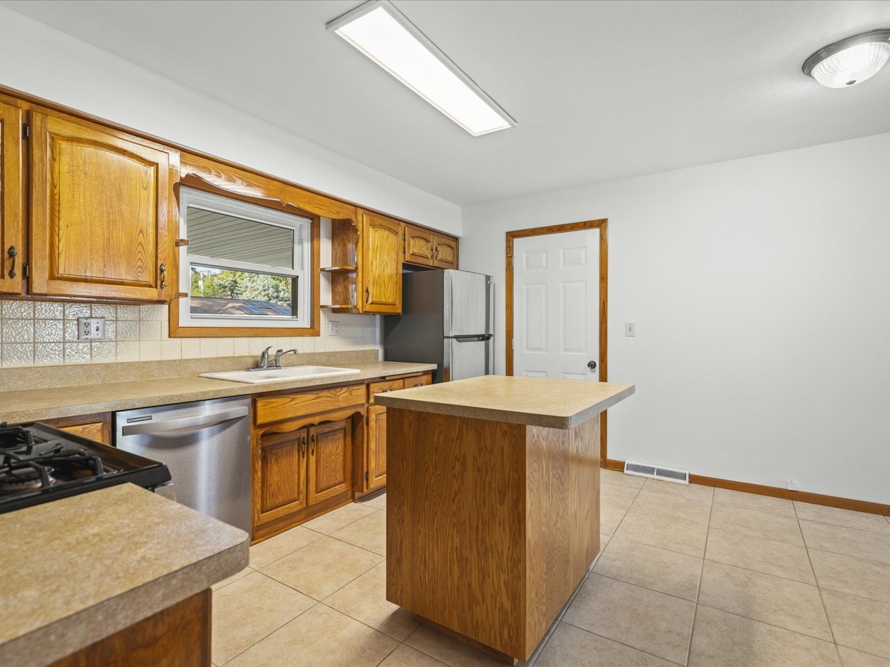 8 Highland Court