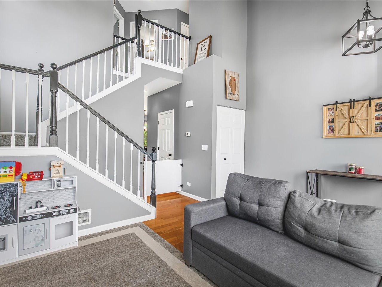 213 Fieldstone Drive