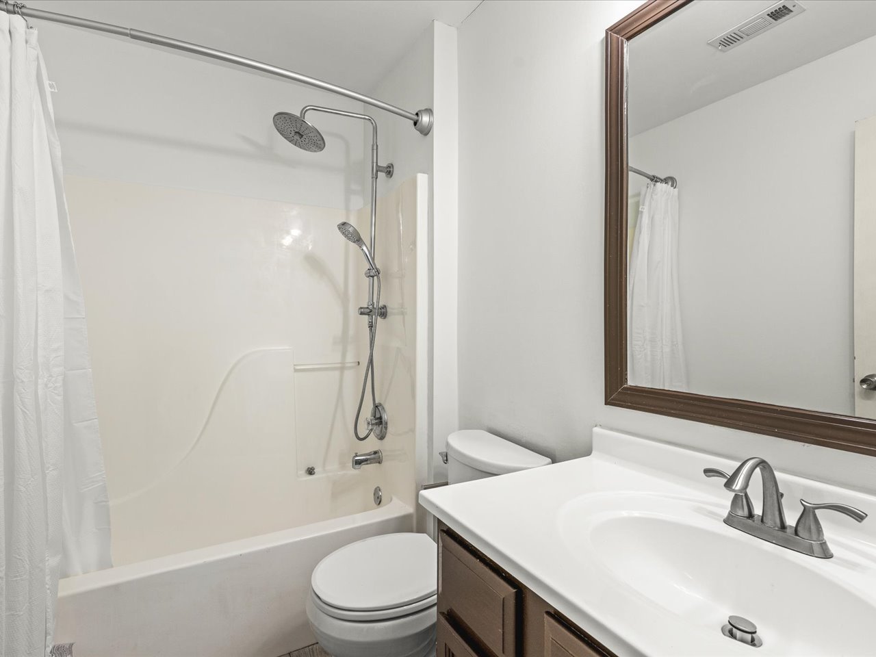 209 Huntington Court