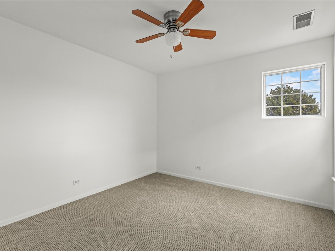 209 Huntington Court