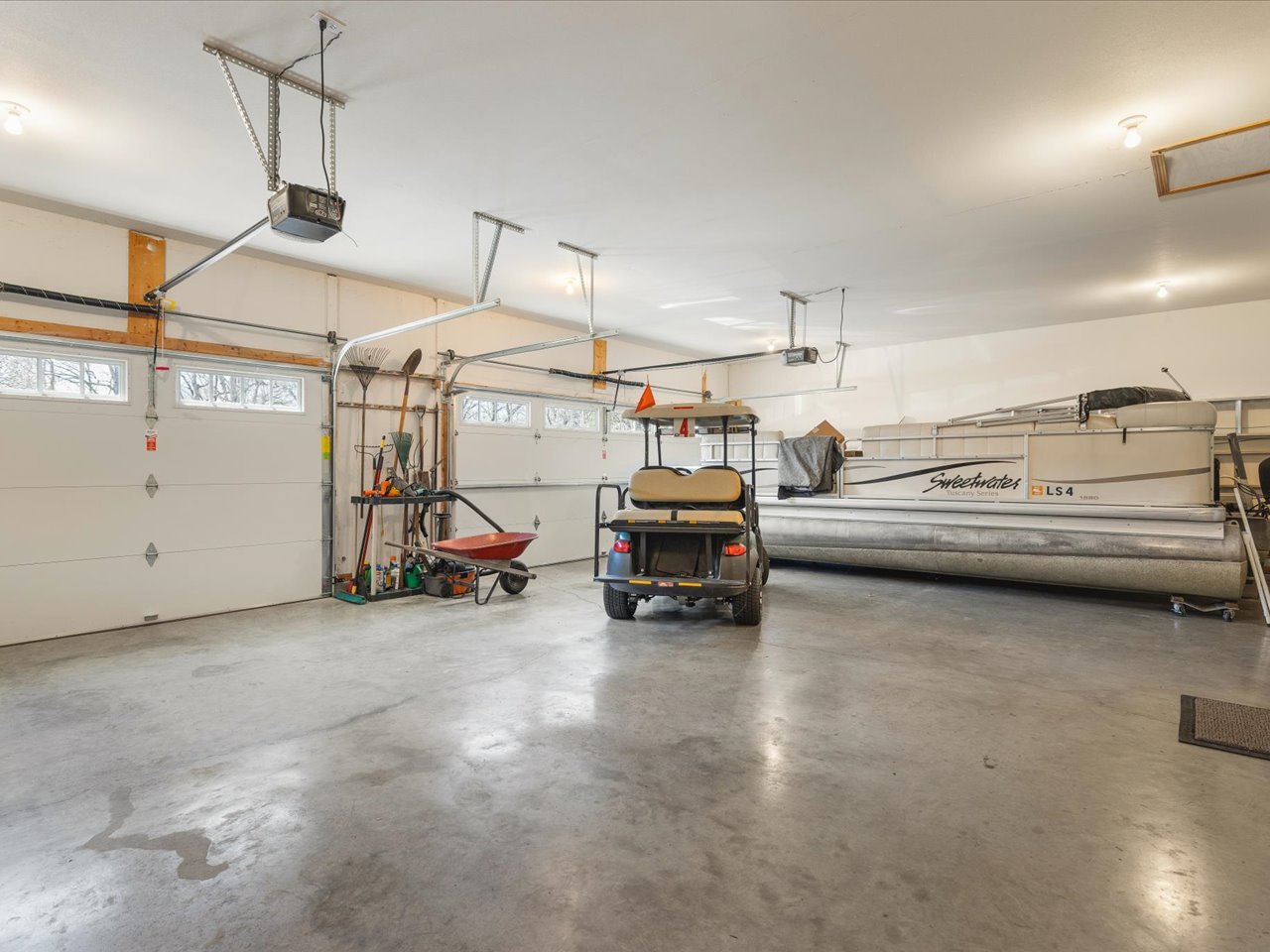 4 Lake Summerset Road