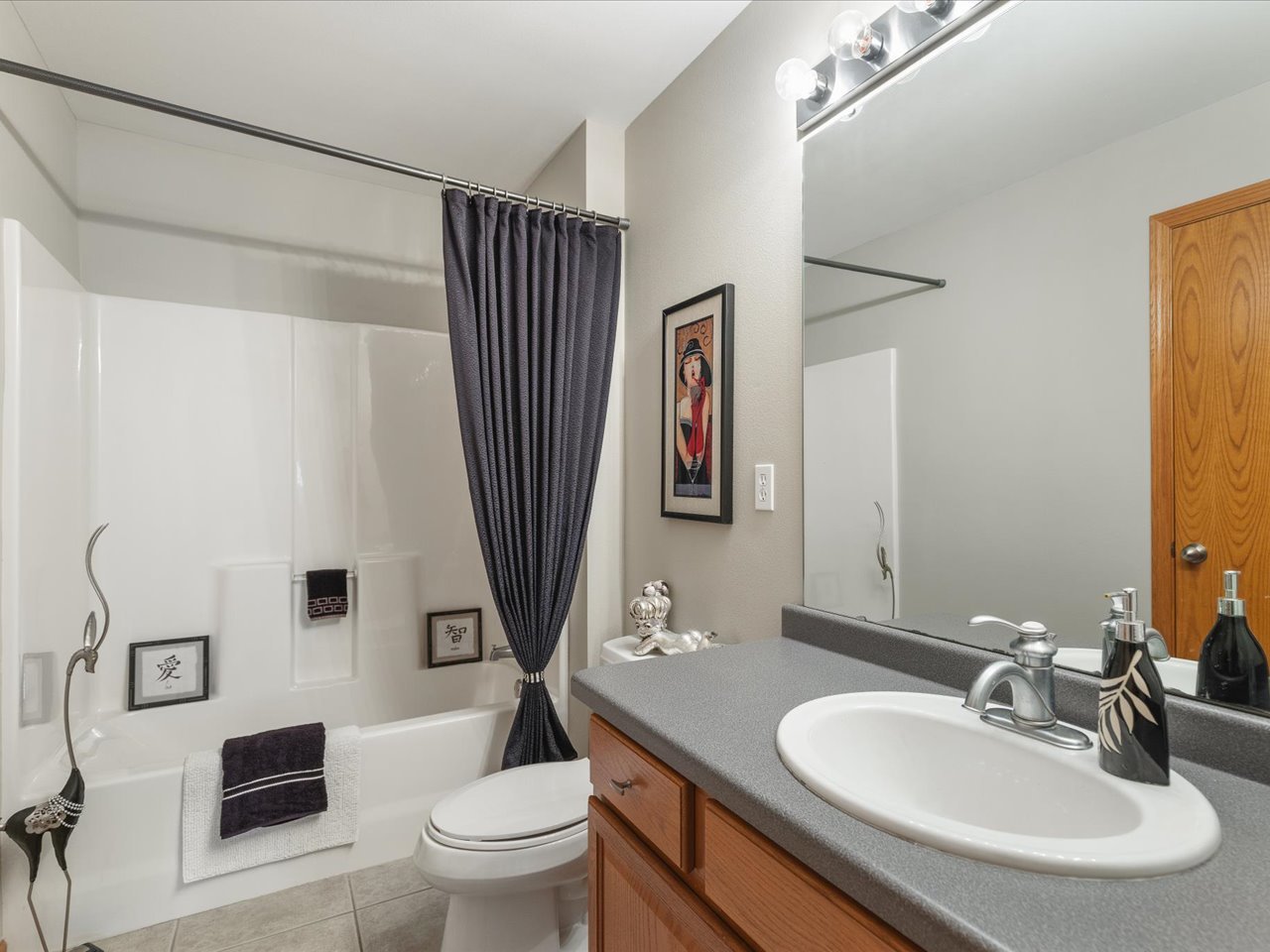 4 Lake Summerset Road