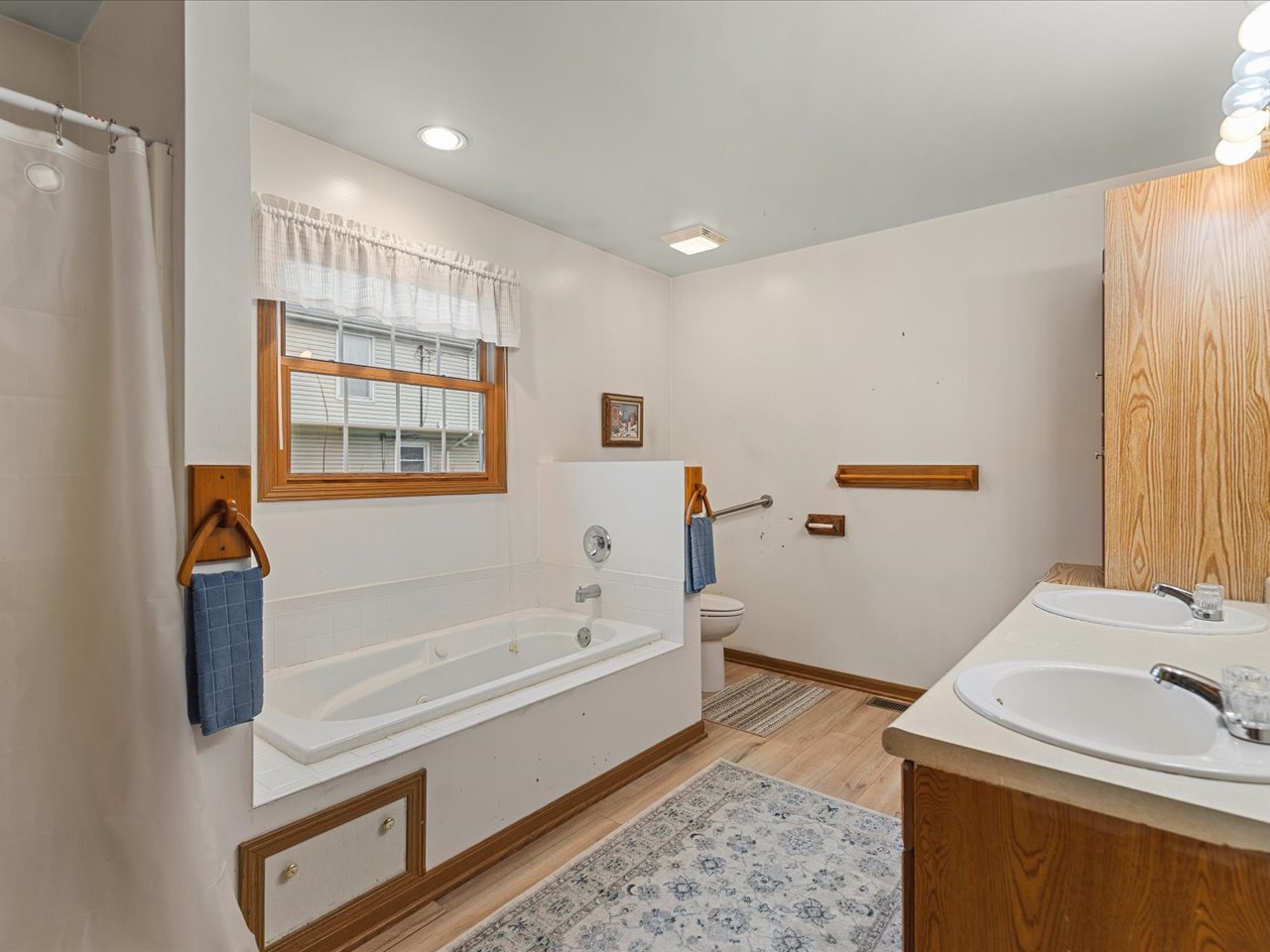 1248 S Lawler Avenue