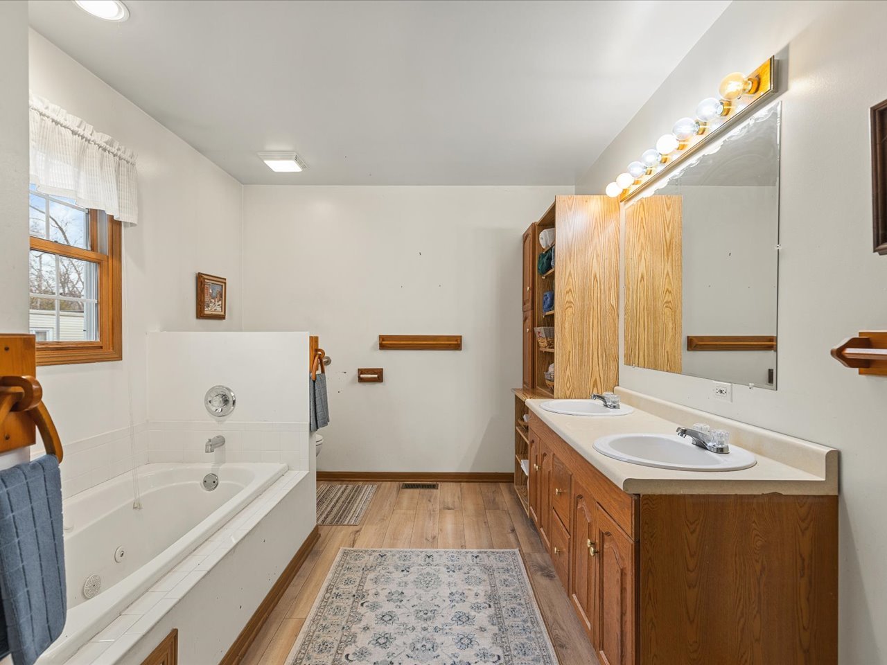 1248 S Lawler Avenue