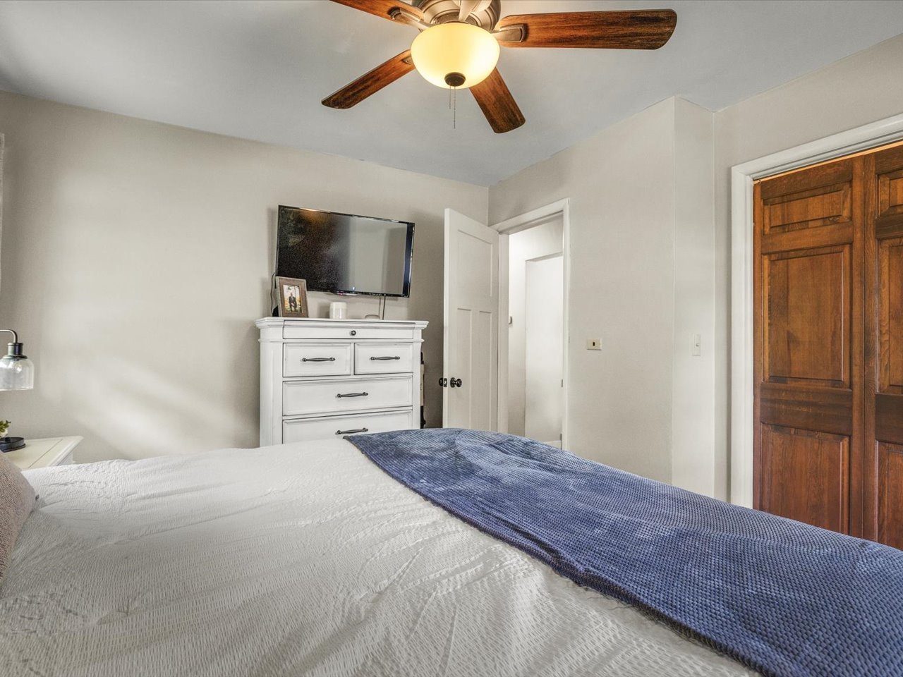1712 Midway Drive