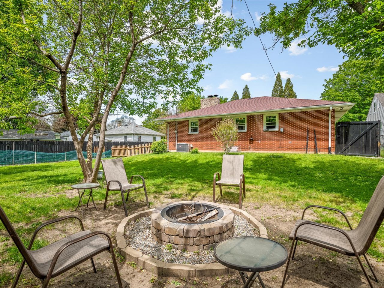 1712 Midway Drive