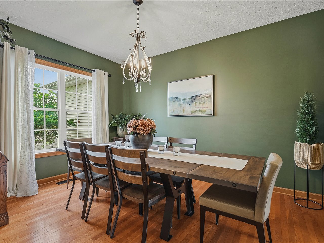 9938 Tybow Trail