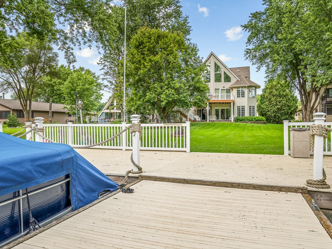 213 Lake Summerset Road