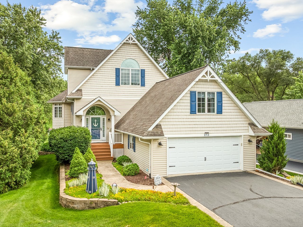 213 Lake Summerset Road