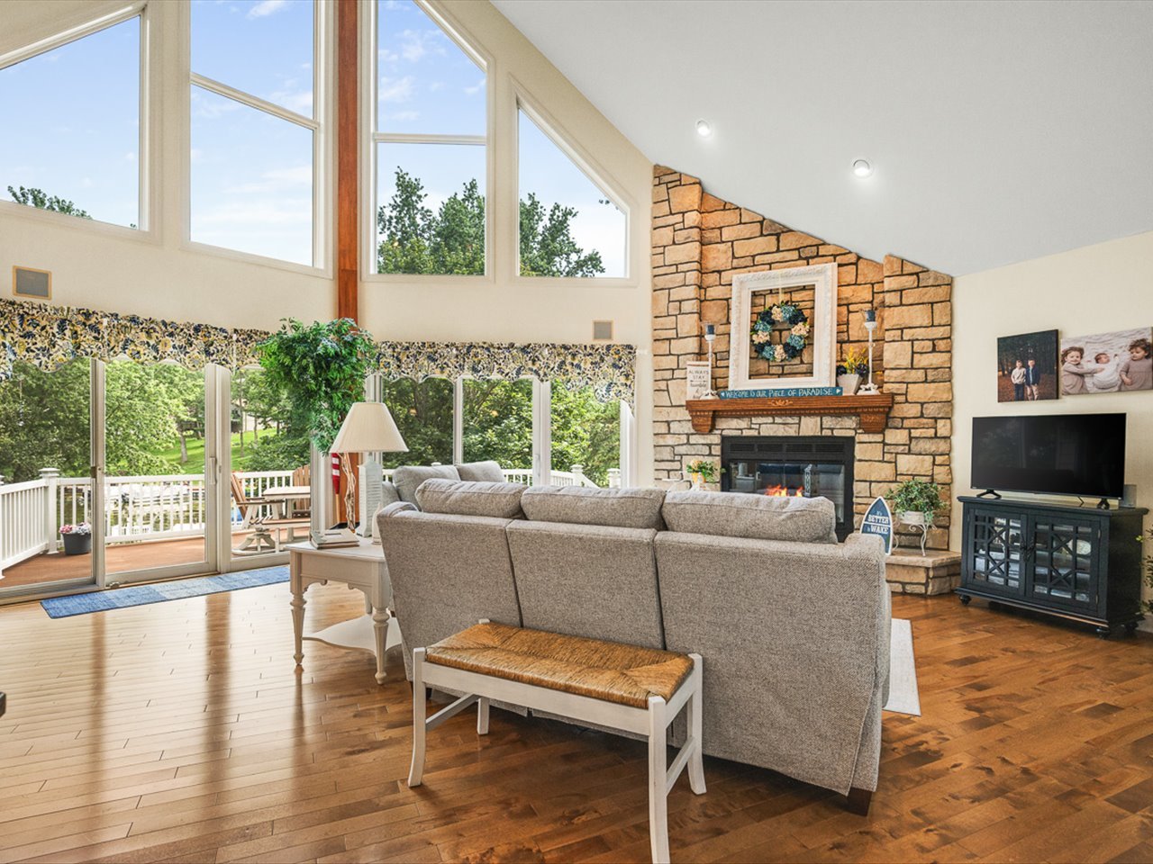 213 Lake Summerset Road