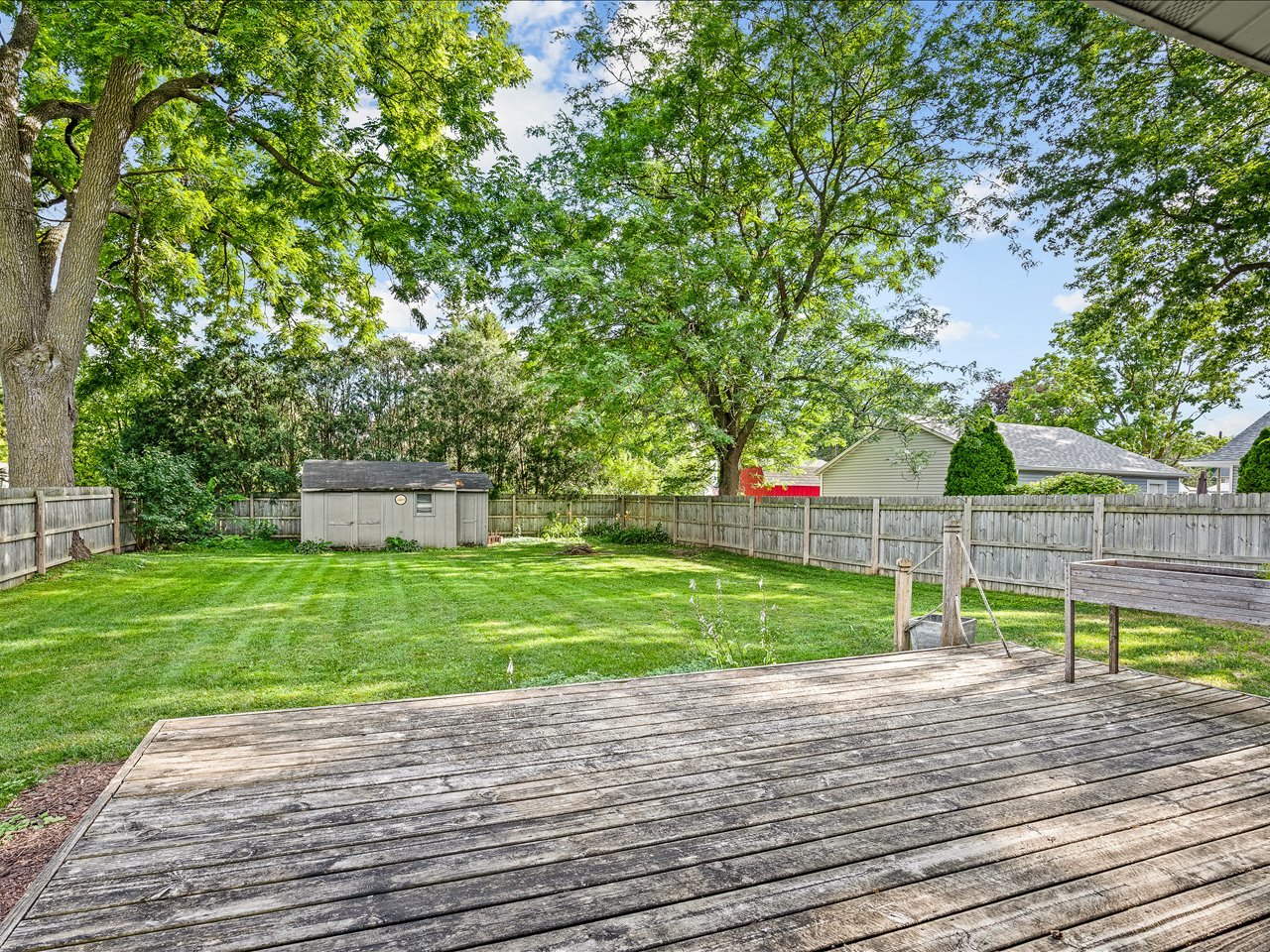 212 W North Street