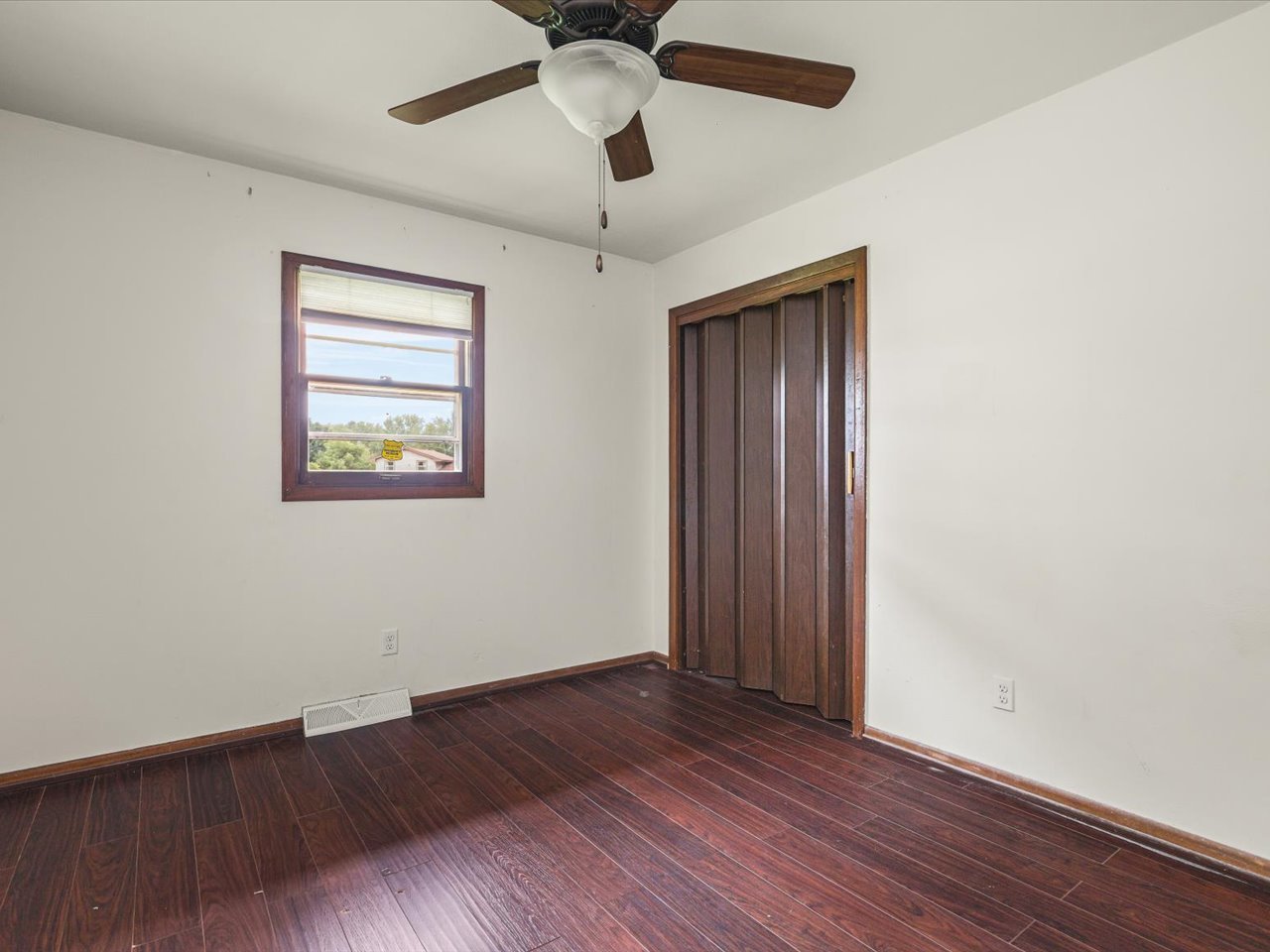 3919 Falling Leaf Drive
