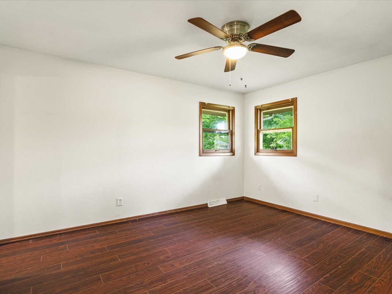 3919 Falling Leaf Drive