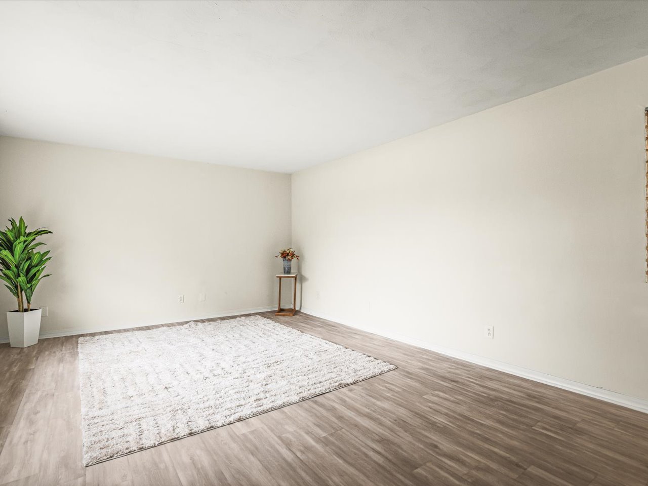 3919 Falling Leaf Drive