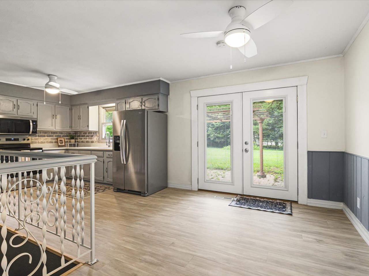 3919 Falling Leaf Drive