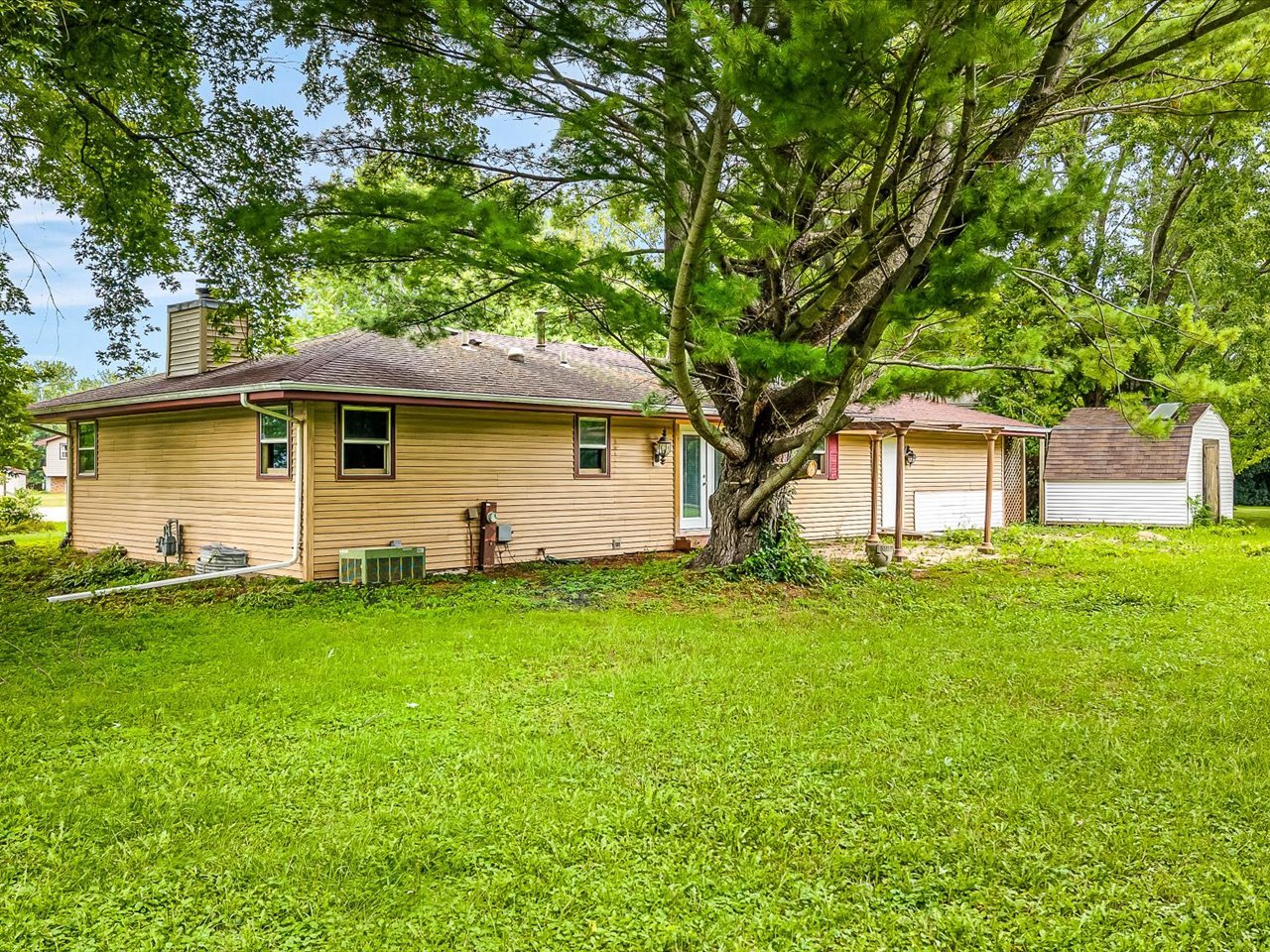 3919 Falling Leaf Drive