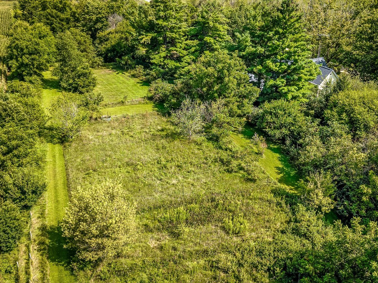 1112 W Saint James Road