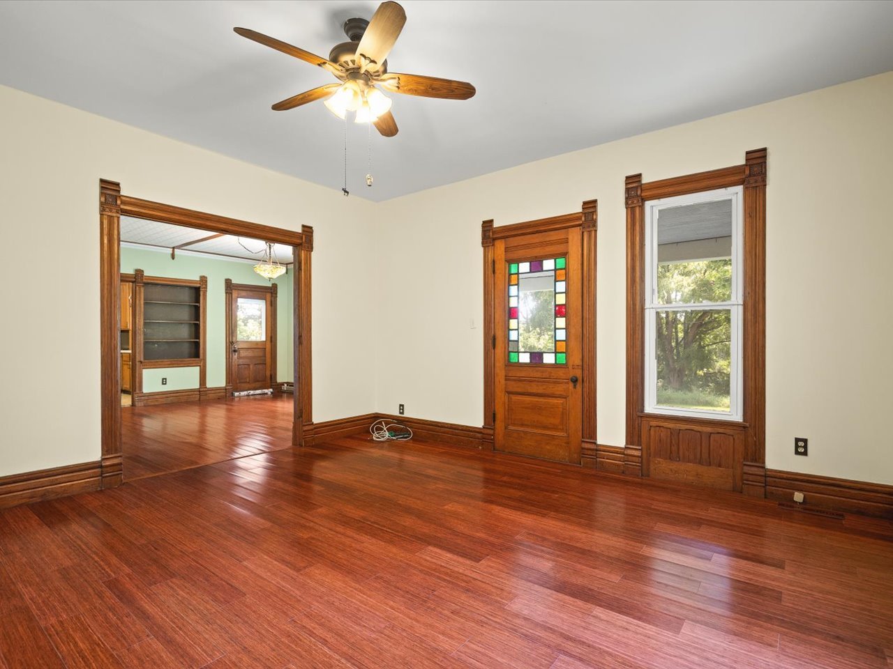1112 W Saint James Road