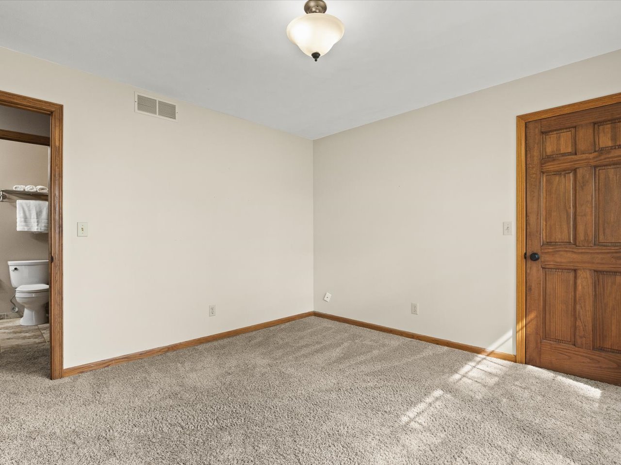 10230 Heatherridge Lane