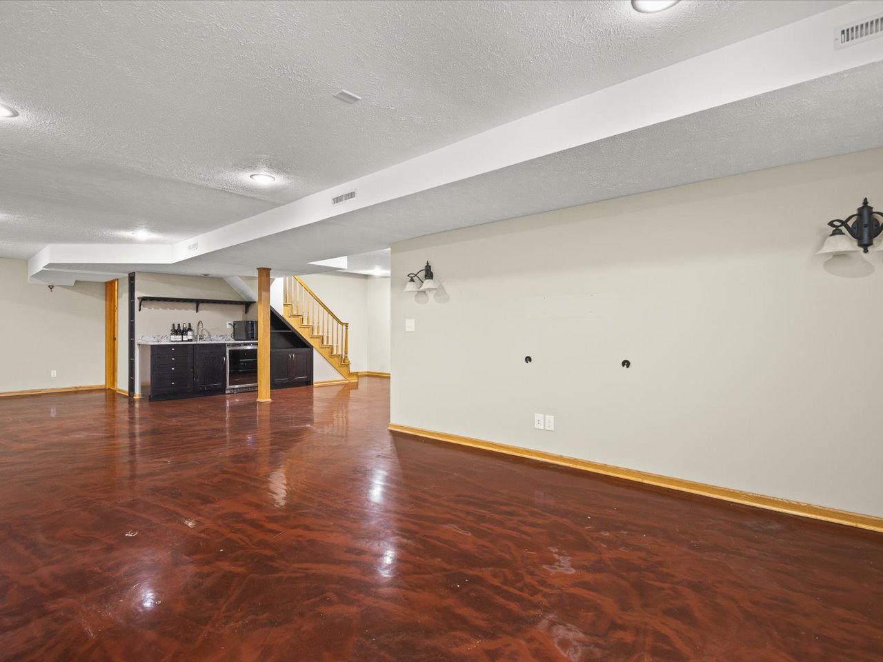 10230 Heatherridge Lane
