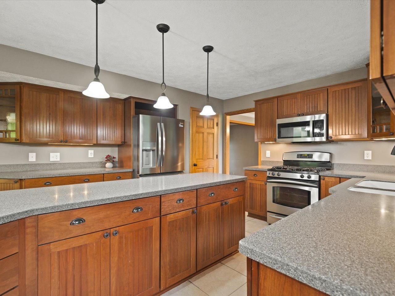 10230 Heatherridge Lane