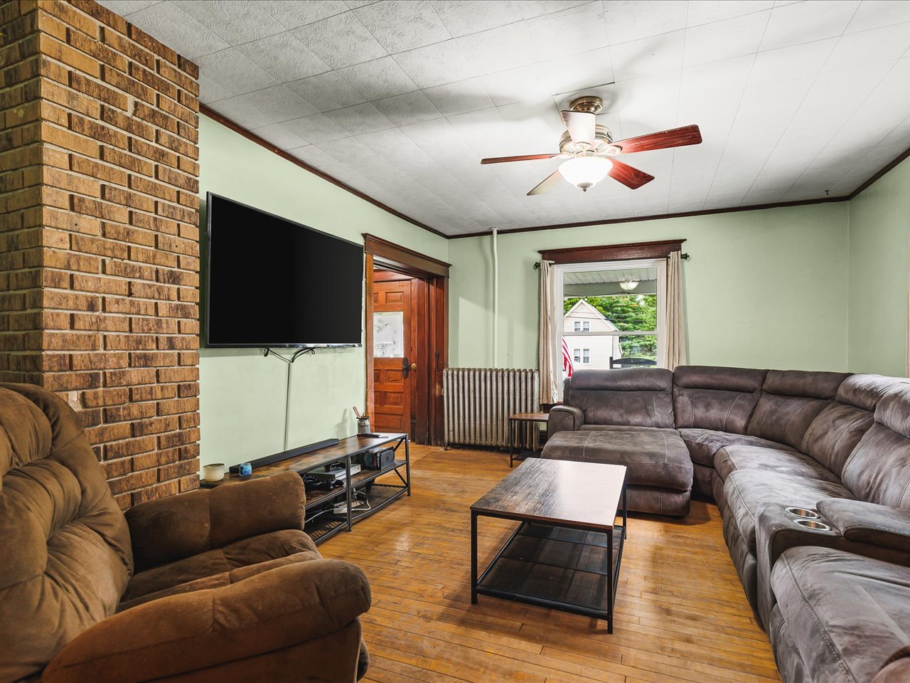 406 W Main Street
