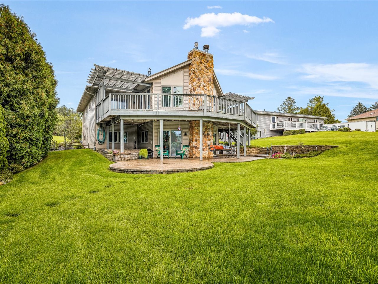 942 Lake Summerset Road