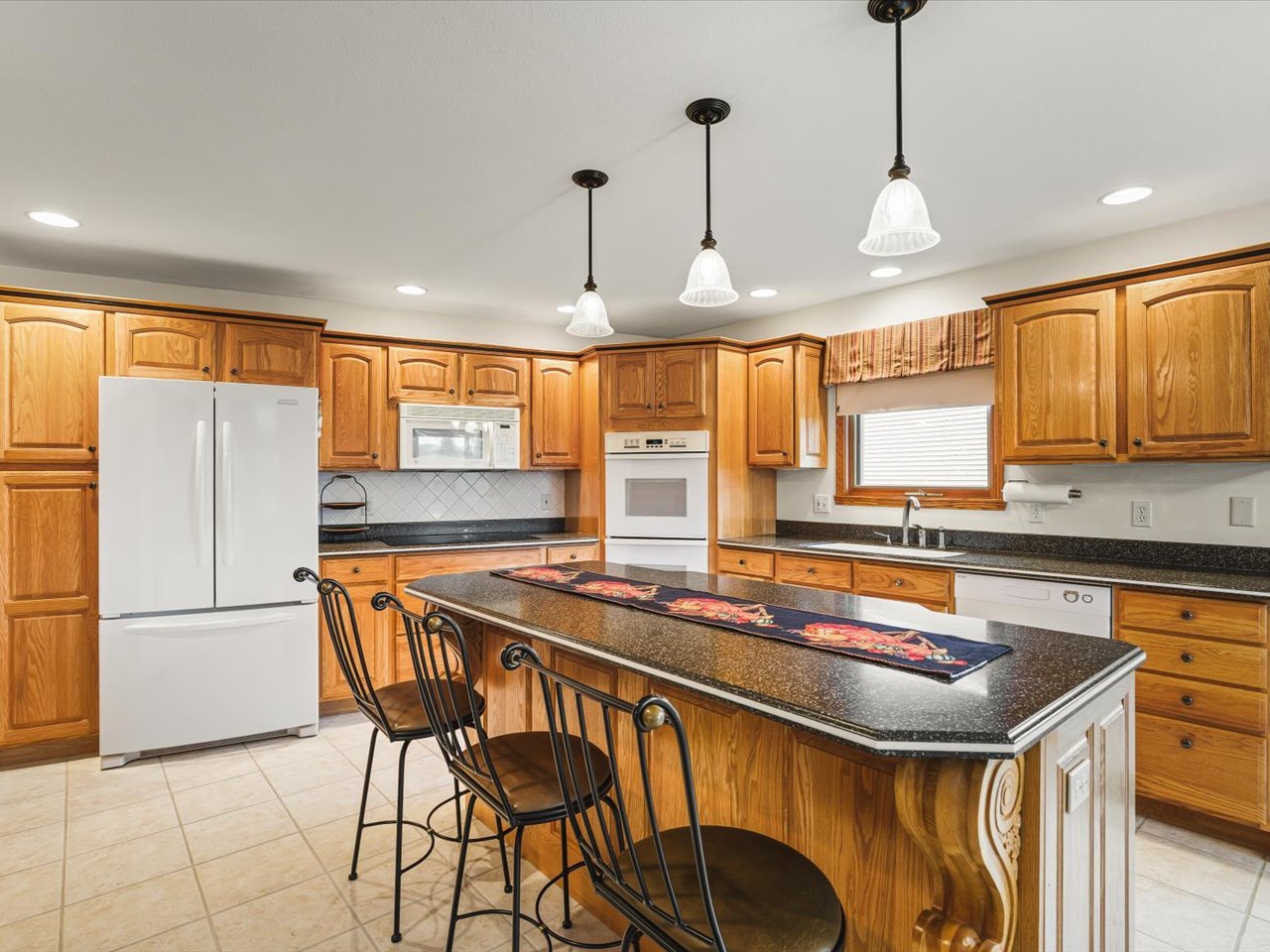 942 Lake Summerset Road
