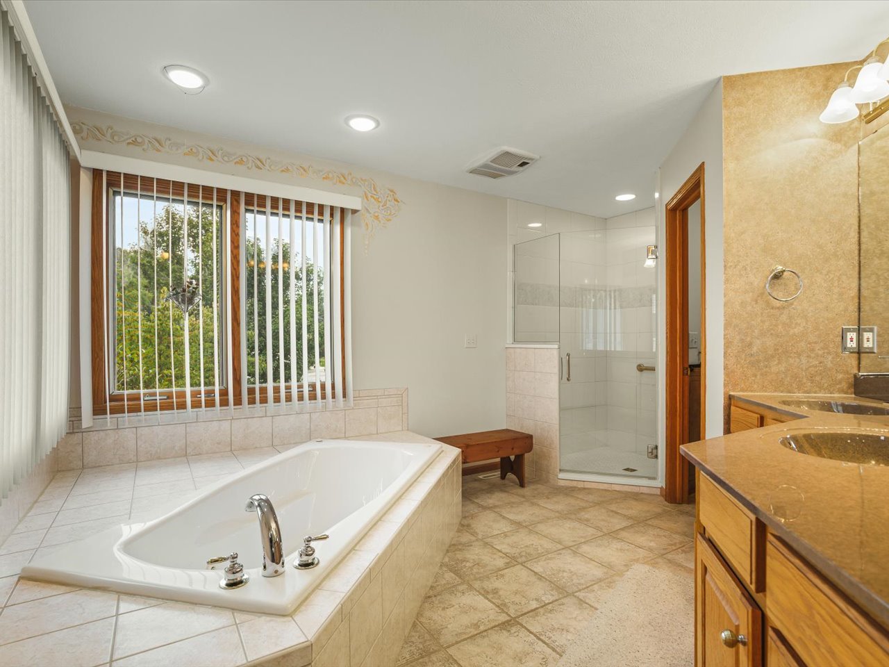 942 Lake Summerset Road