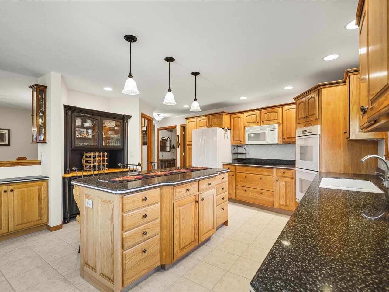 942 Lake Summerset Road