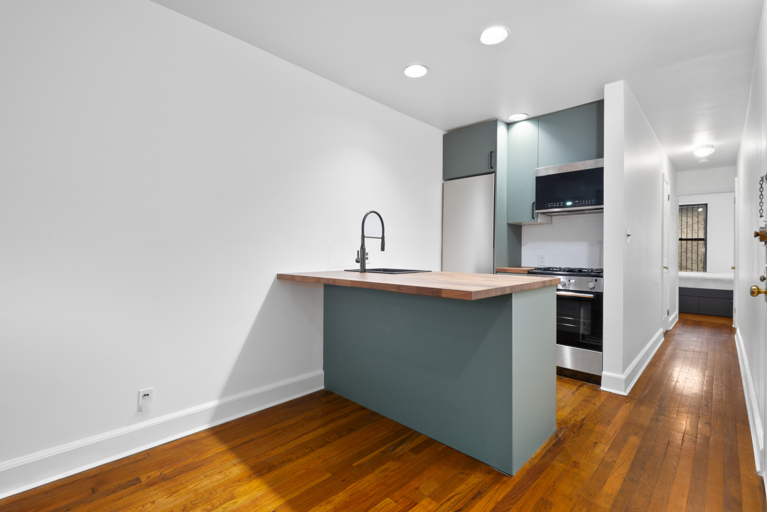 451 BERGEN Street 2L