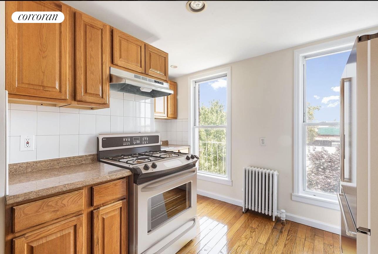 238 26TH Street 3R